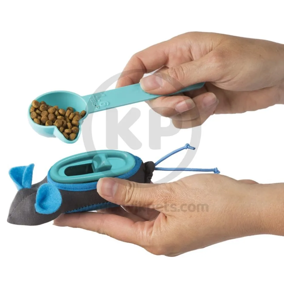 Doc & Phoebe's The Hunting Snacker Interactive Cat Feeder Toy Black & Blue 3.5-in
